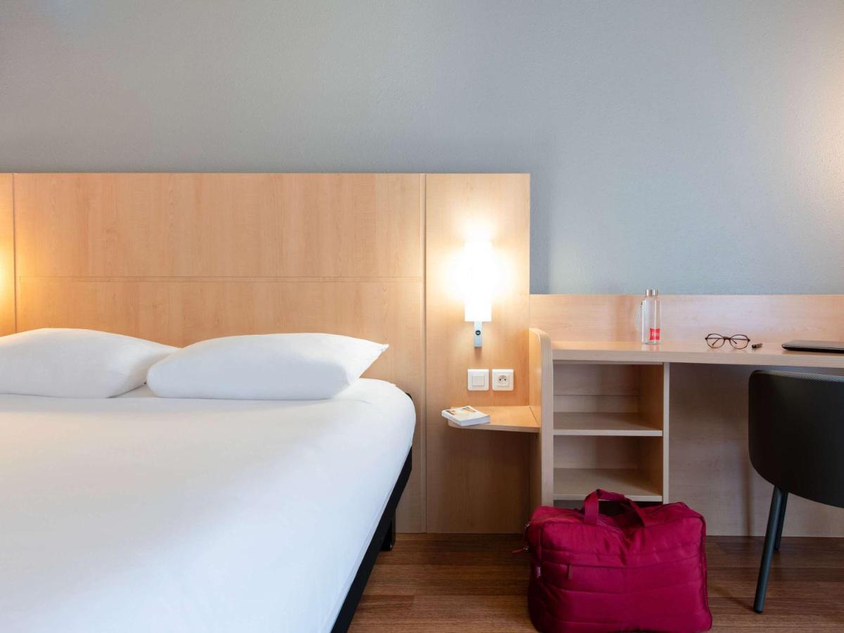 Ibis Paris Opera La Fayette Hotel Exterior photo