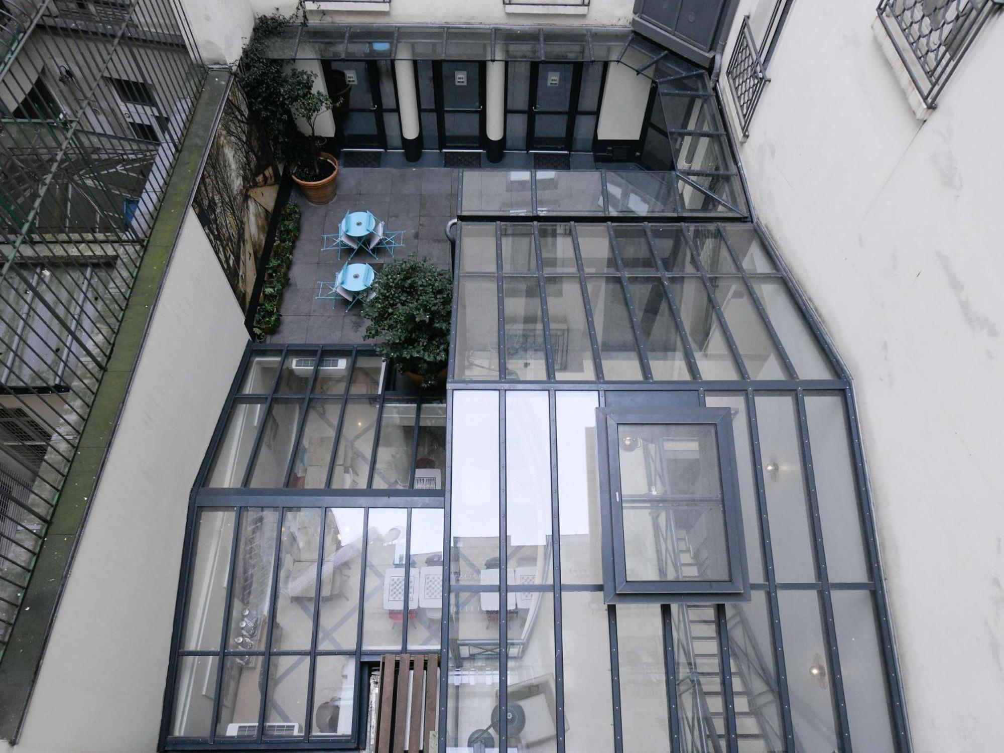Ibis Paris Opera La Fayette Hotel Exterior photo