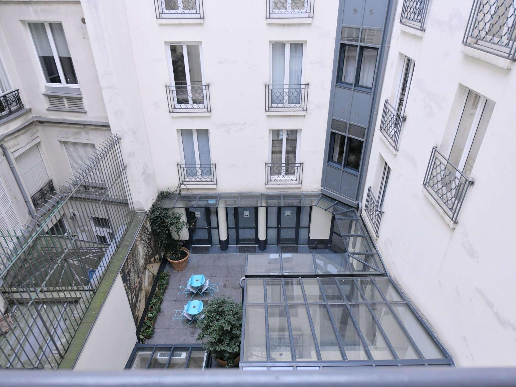 Ibis Paris Opera La Fayette Hotel Exterior photo