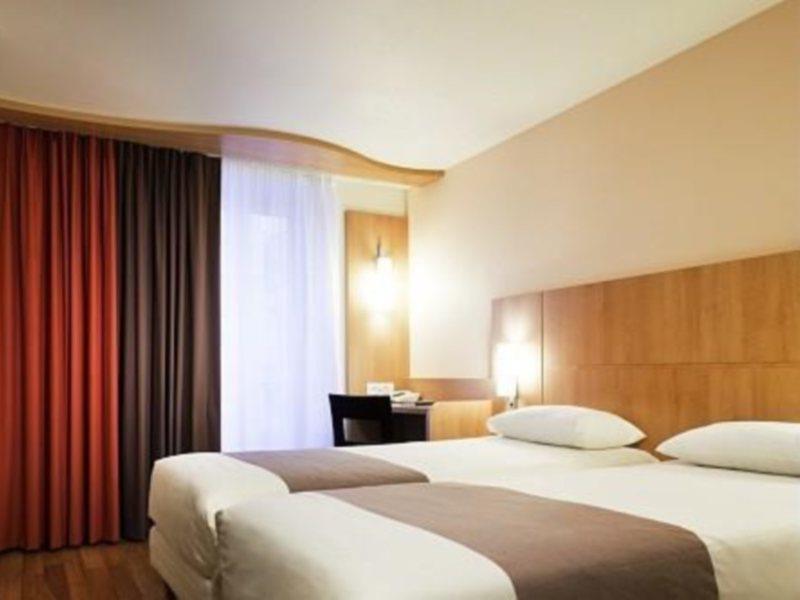 Ibis Paris Opera La Fayette Hotel Exterior photo